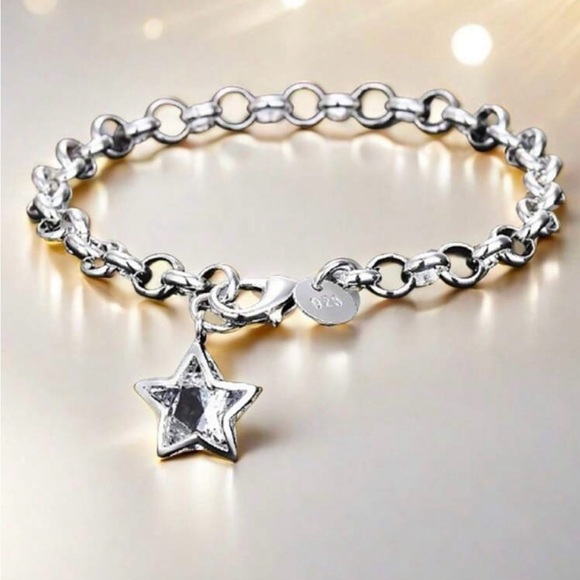 NWT S925 Silver Star Charm Bracelet - Picture 2 of 4
